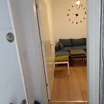 Lovely 1 Bedroom Near Eye Of Apartamento *