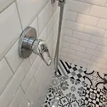 Lovely 1 Bedroom Near Eye Of Apartamento Tirana