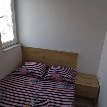 Apartament Lovely 1 Bedroom Near Eye Of *