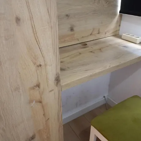 Lovely 1 Bedroom Near Eye Of Apartamento Tirana